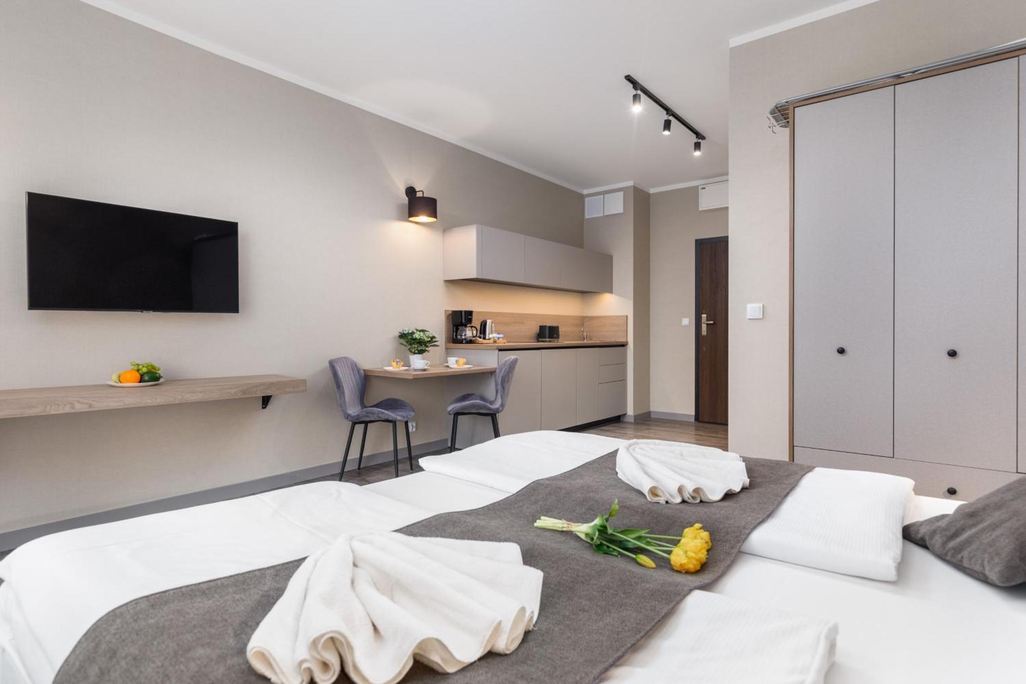 Bel Mare Holiday Apartments Near The Beach With Parking By Noclegi Renters Miedzyzdroje Kültér fotó