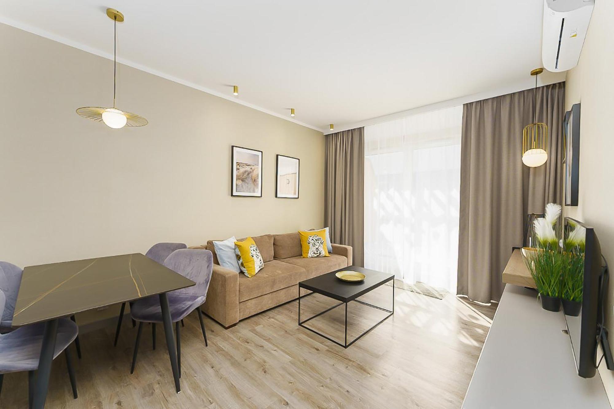 Bel Mare Holiday Apartments Near The Beach With Parking By Noclegi Renters Miedzyzdroje Kültér fotó